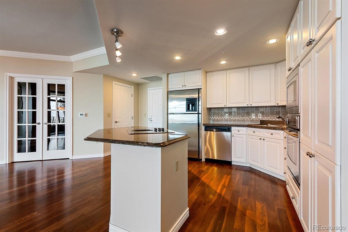 8100 E Union Avenue 1710