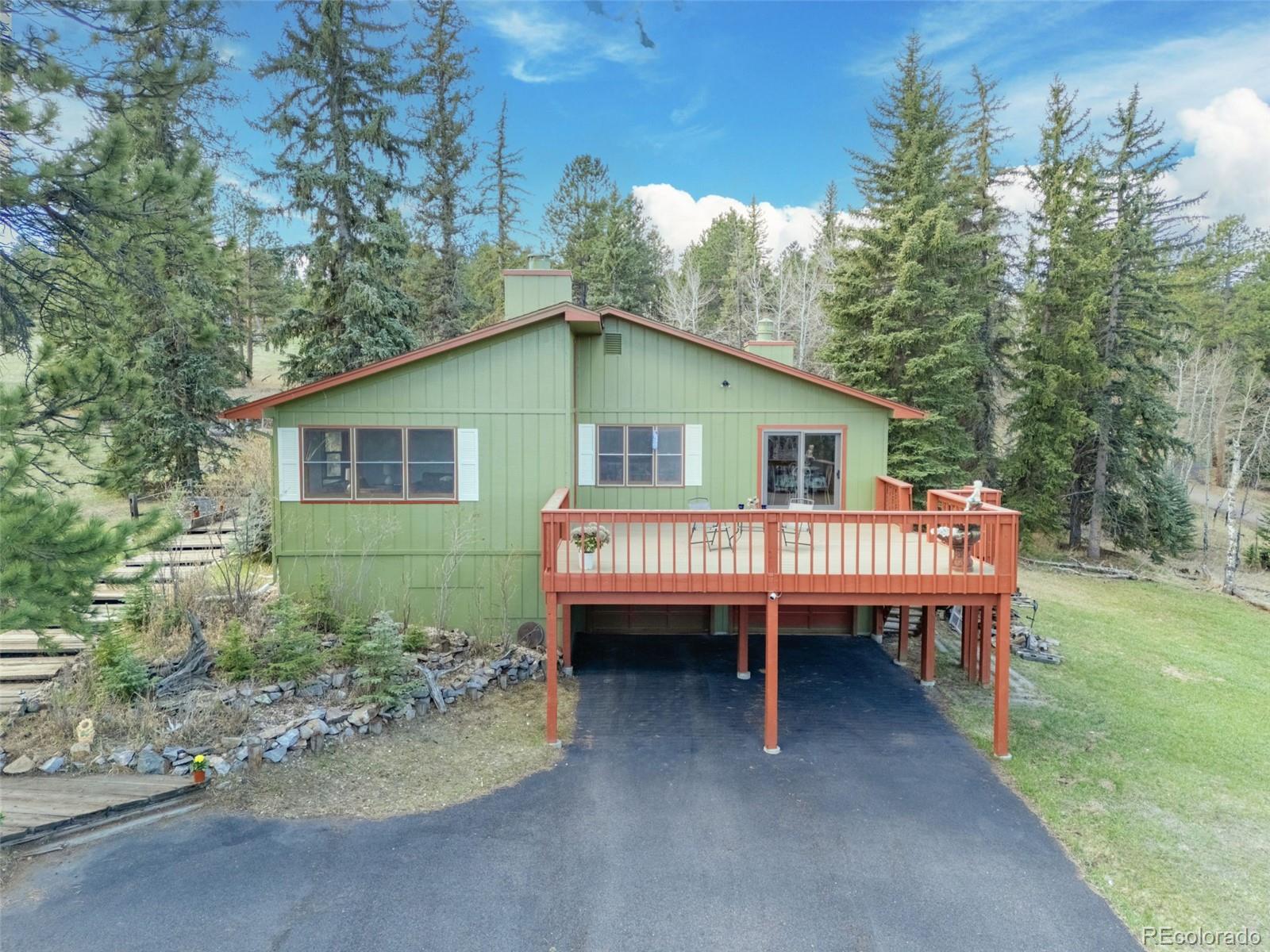 8473 Gray Fox Drive