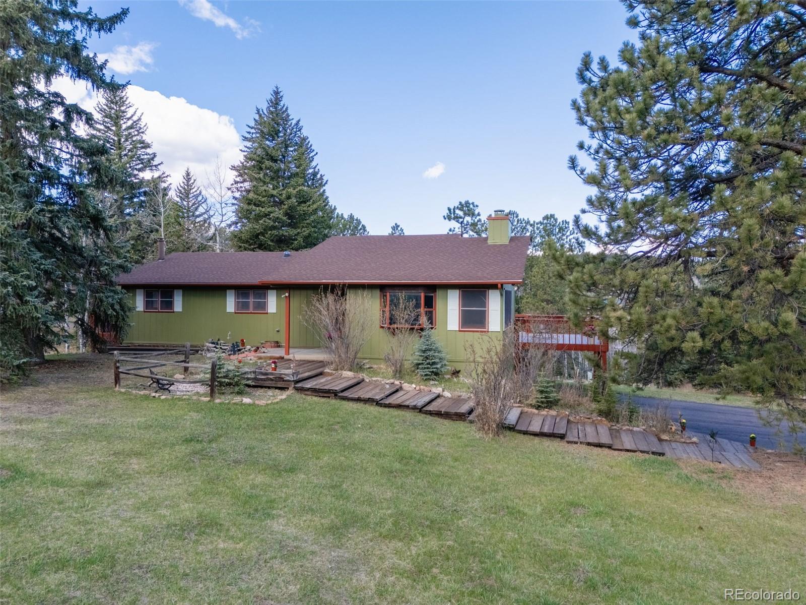 8473 Gray Fox Drive