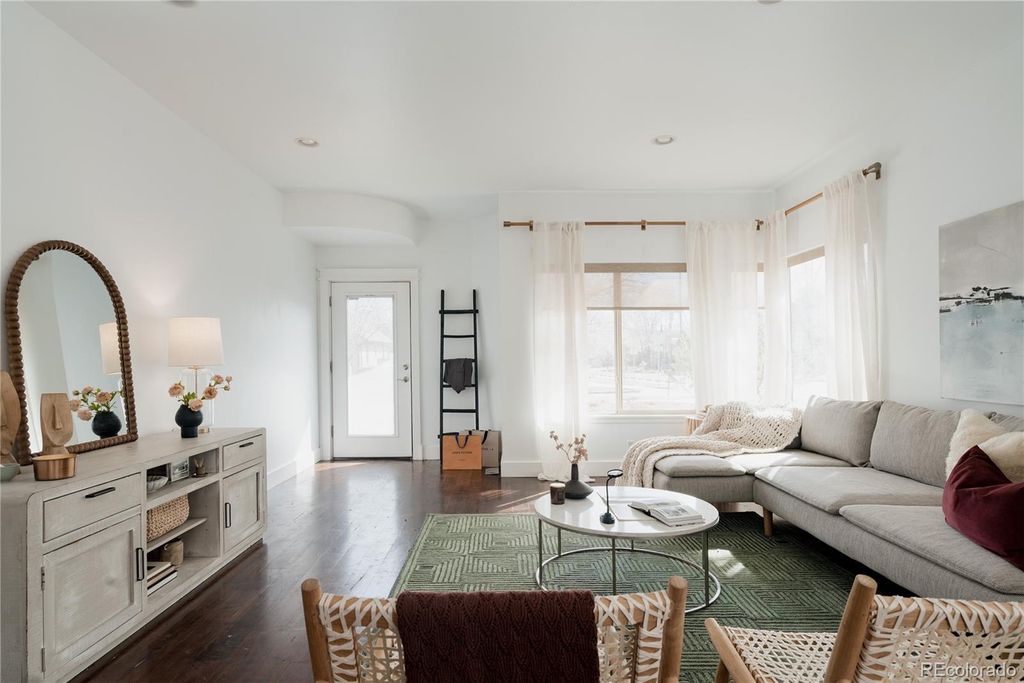 Photo of 2603 N Vine Street, Denver, CO 80205 (MLS # 6519326)