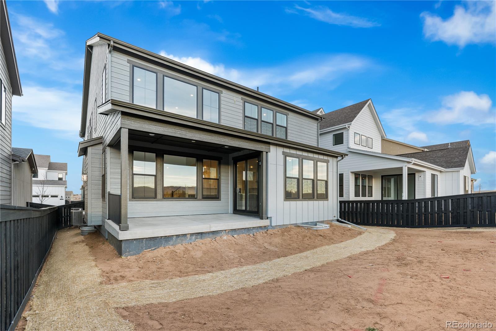 8778 Summerwalk Trail