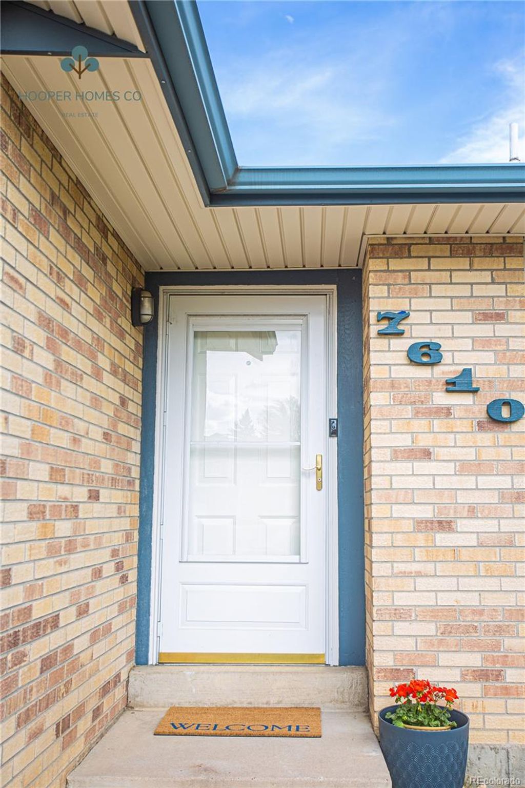 Photo of 7610 S Garland St, Littleton, CO 80128 (MLS # 9778562)