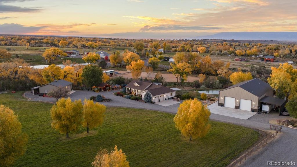 Photo of 60075 Oak Grove Road, Montrose, CO 81403 (MLS # 8646009)