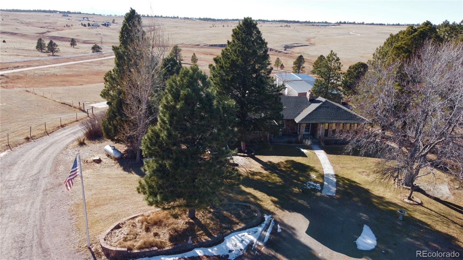 6423 Arrowhead Trail