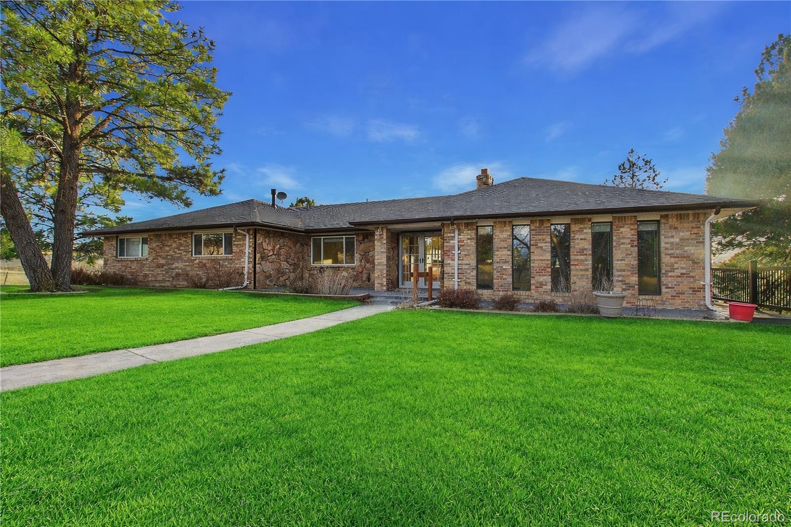 6423 Arrowhead Trail