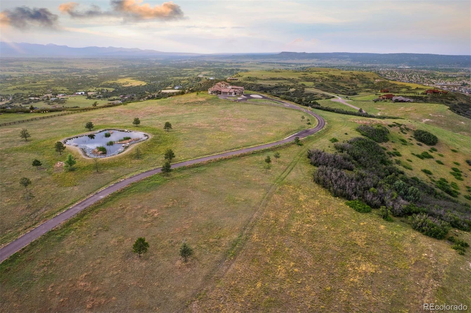 253 Stone Pointe Trail