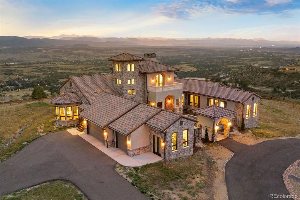 Photo of 253 Stone Pointe Trail, Castle Rock, CO 80109 (MLS # 2556279)