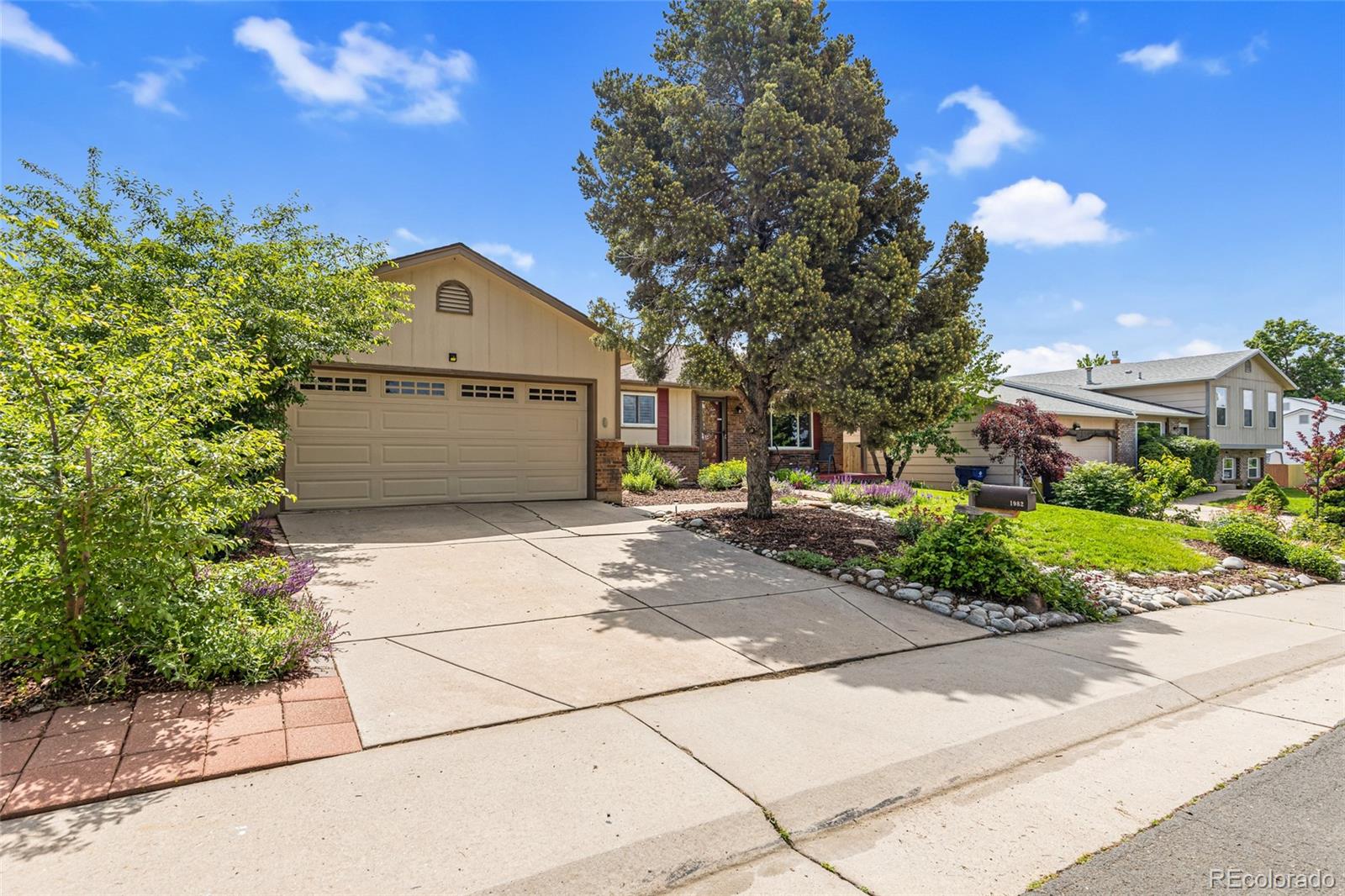 1982 S Truckee Street