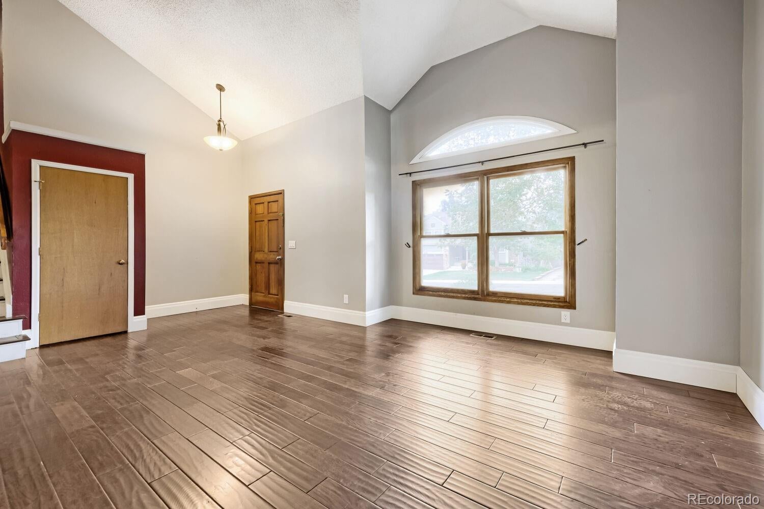 10525 Hobbit Lane