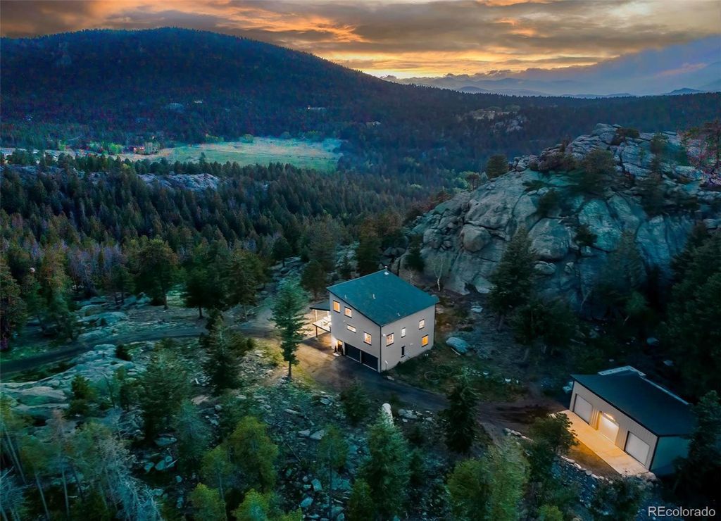 Photo of 8621 Majestic View Drive, Conifer, CO 80433 (MLS # 9782087)