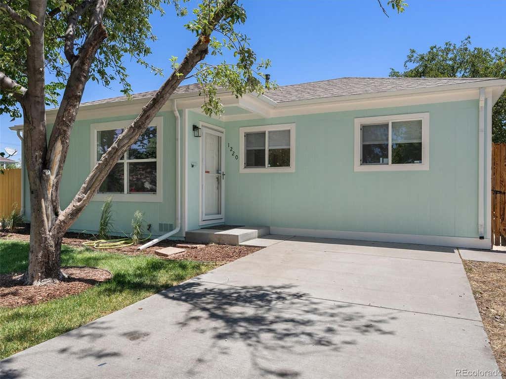 Photo of 1220 Ulster Street, Denver, CO 80220 (MLS # 8603696)