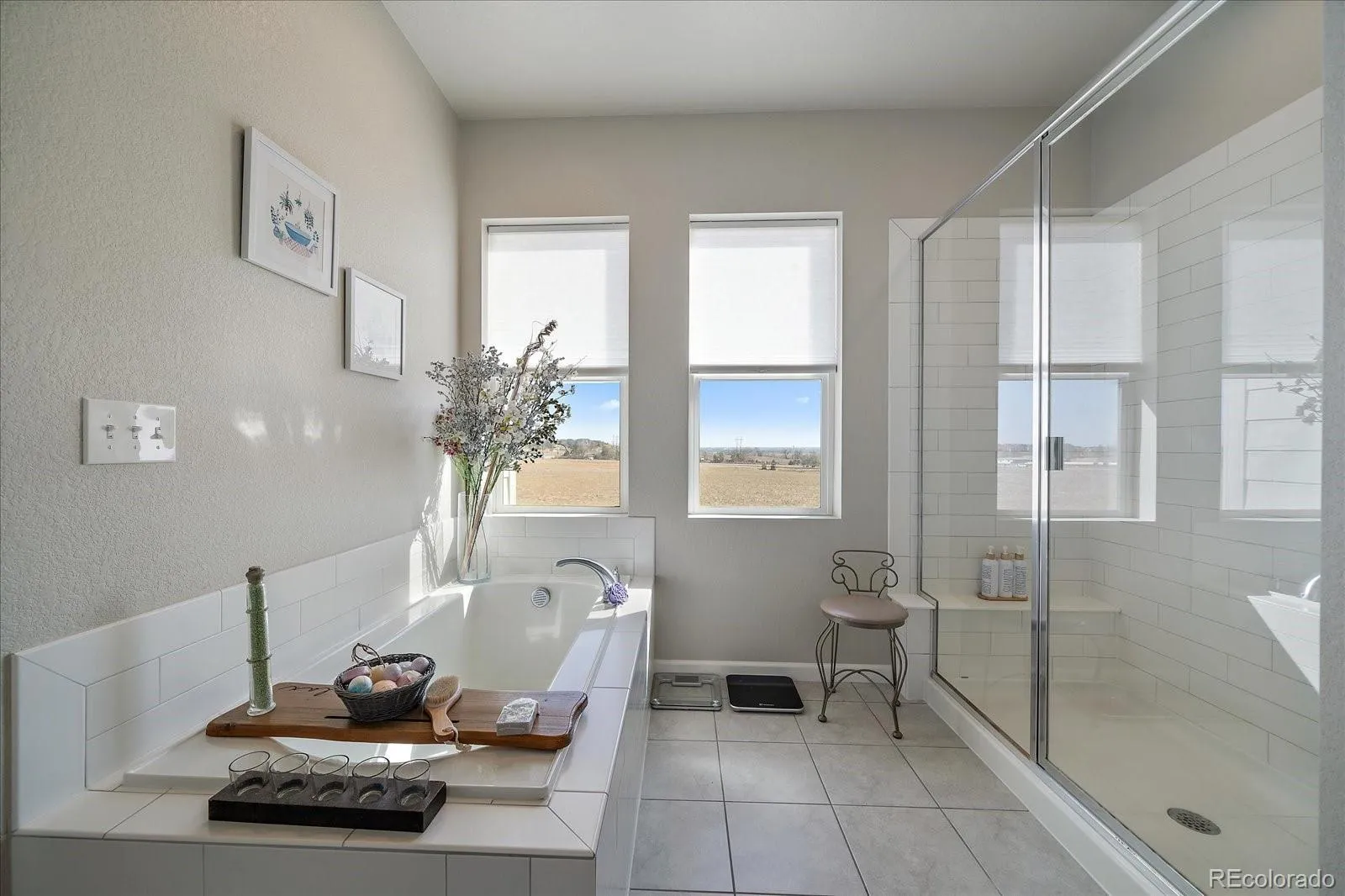 Thornton, Colorado 80233, United States, 5 Bedrooms Bedrooms, ,4 BathroomsBathrooms,Residential,Active,88178