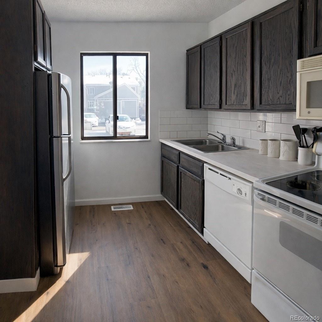 7474 E Arkansas Avenue 21-04