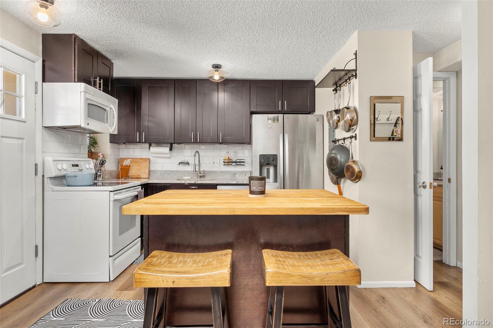 1355 Gaylord Street 4