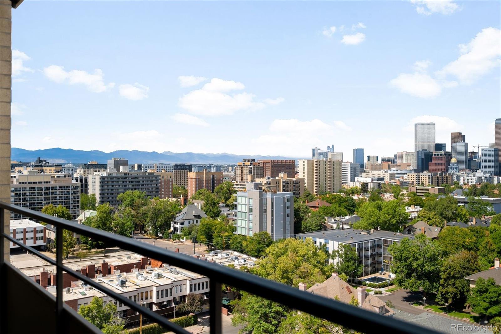 800 N Pearl Street 1211