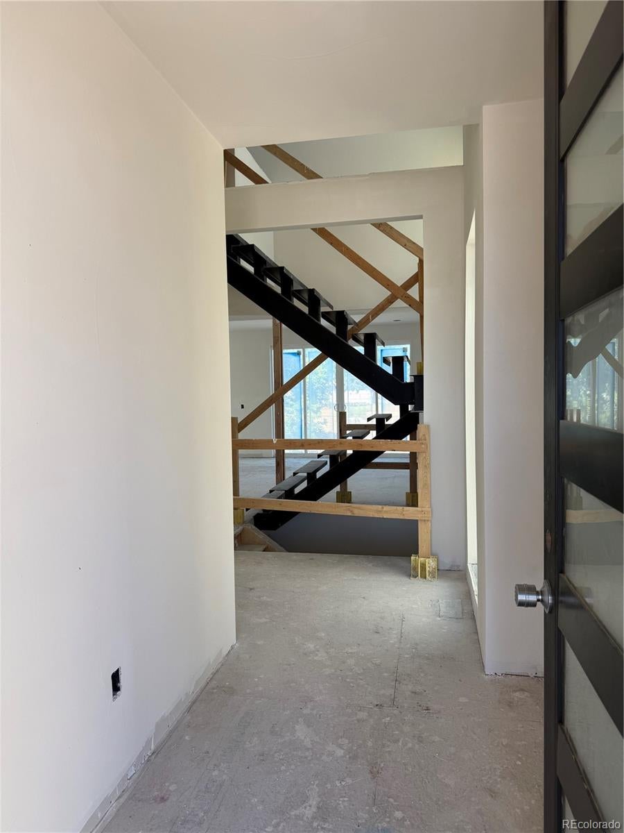 633 Lombardi Circle