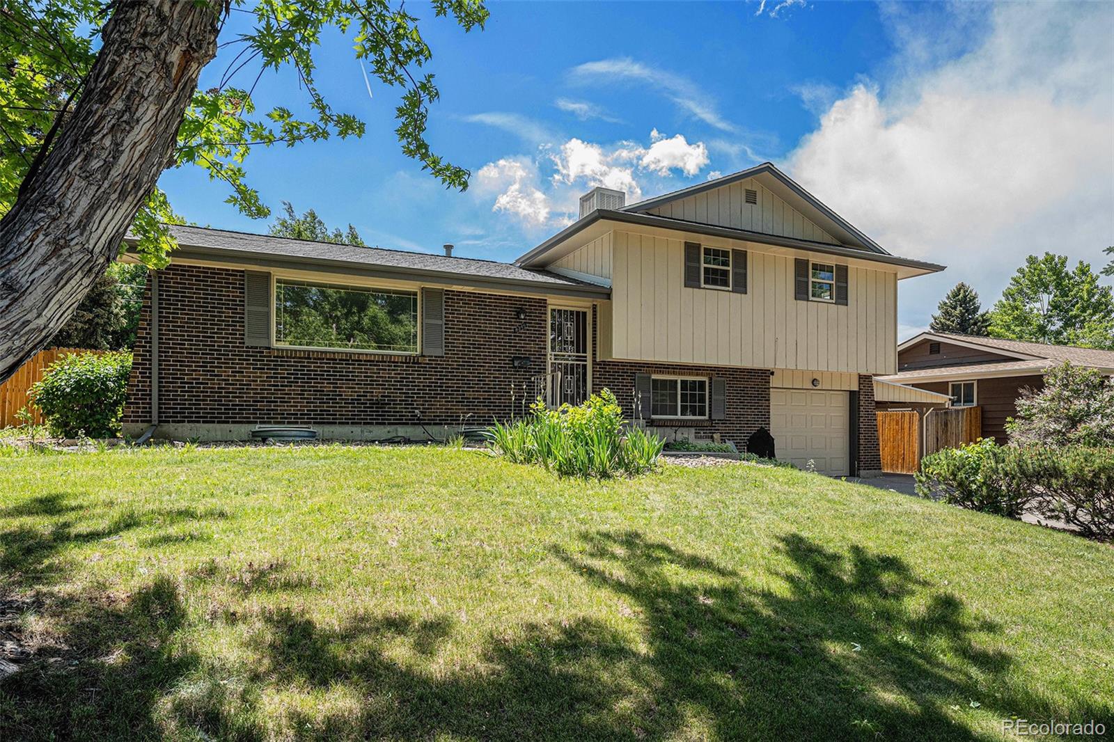 8346 W Woodard Drive