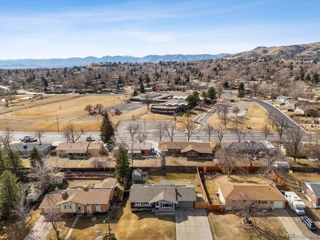 Photo of 921 S Taft Street, Lakewood, CO 80228 (MLS # 6925800)