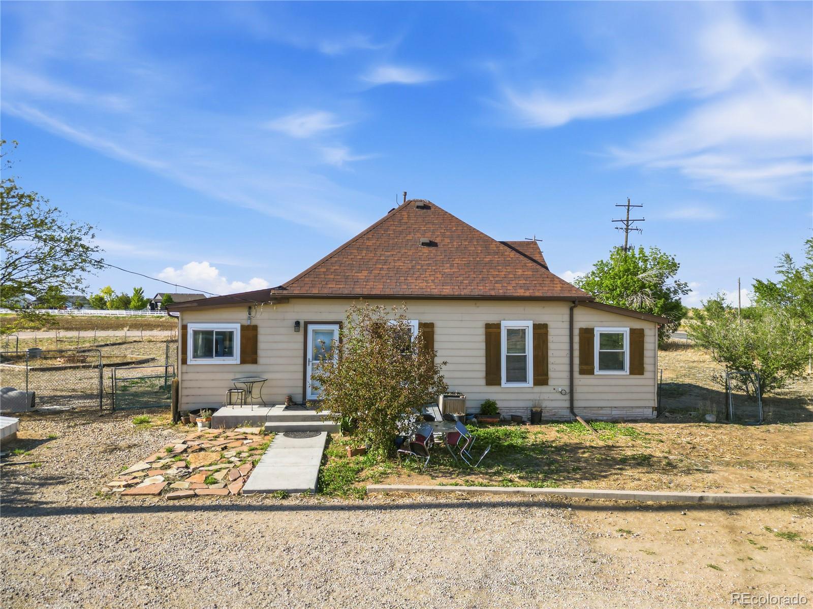 40527 County Road 37