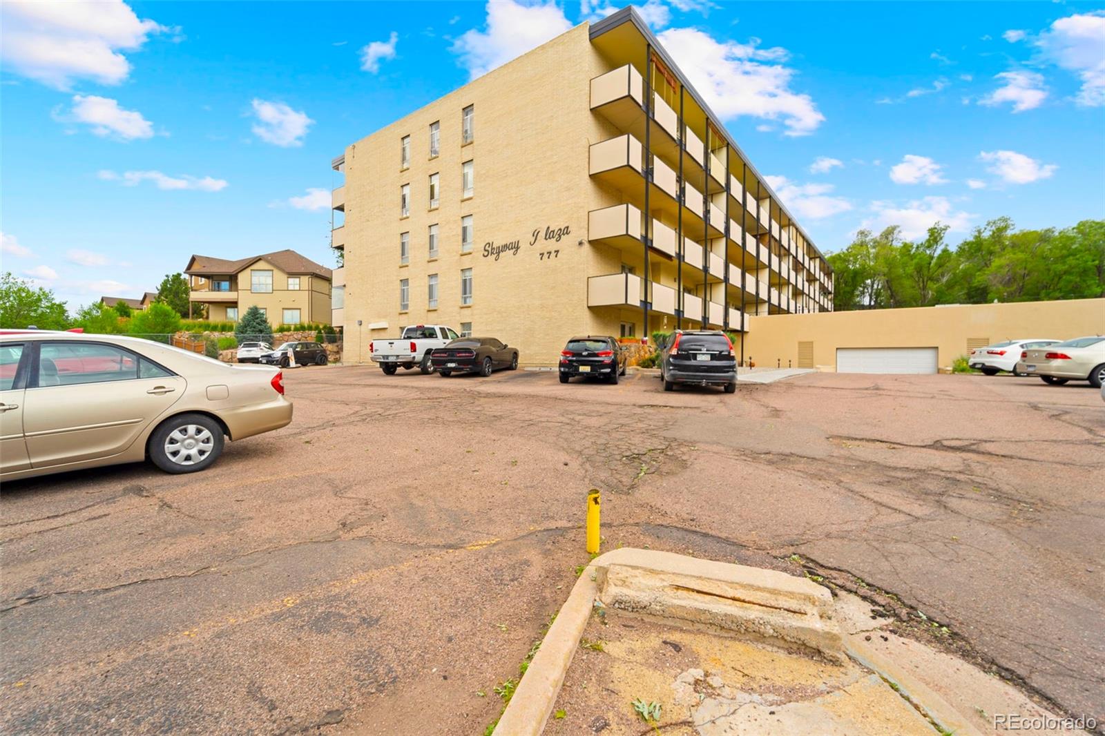 777 Saturn Drive 409