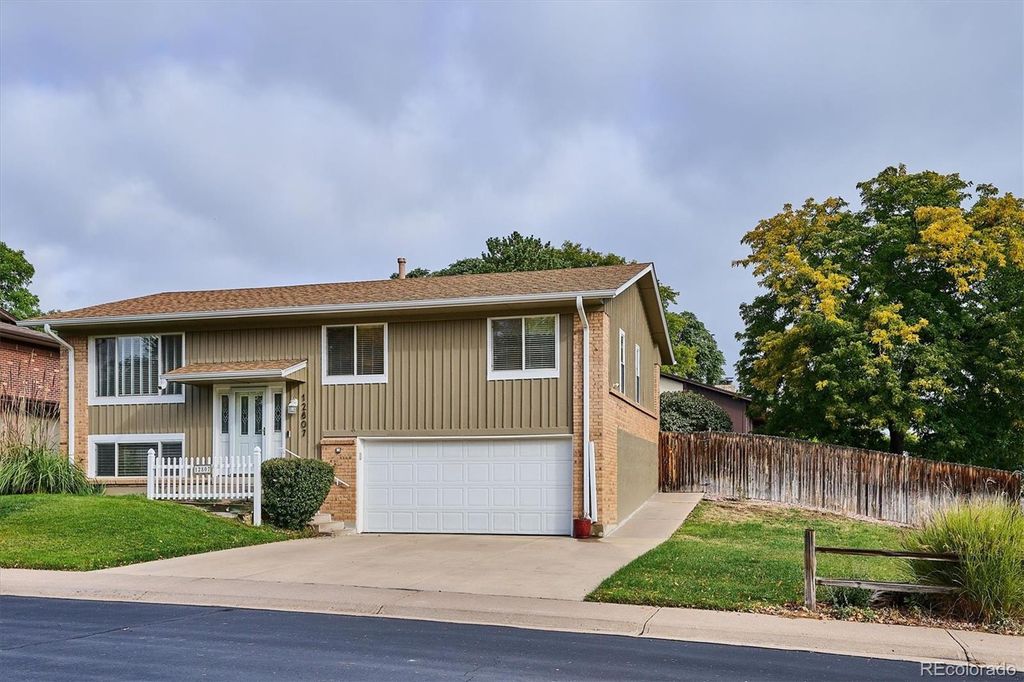 Photo of 12807 W Adriatic Avenue, Lakewood, CO 80228 (MLS # 8954420)