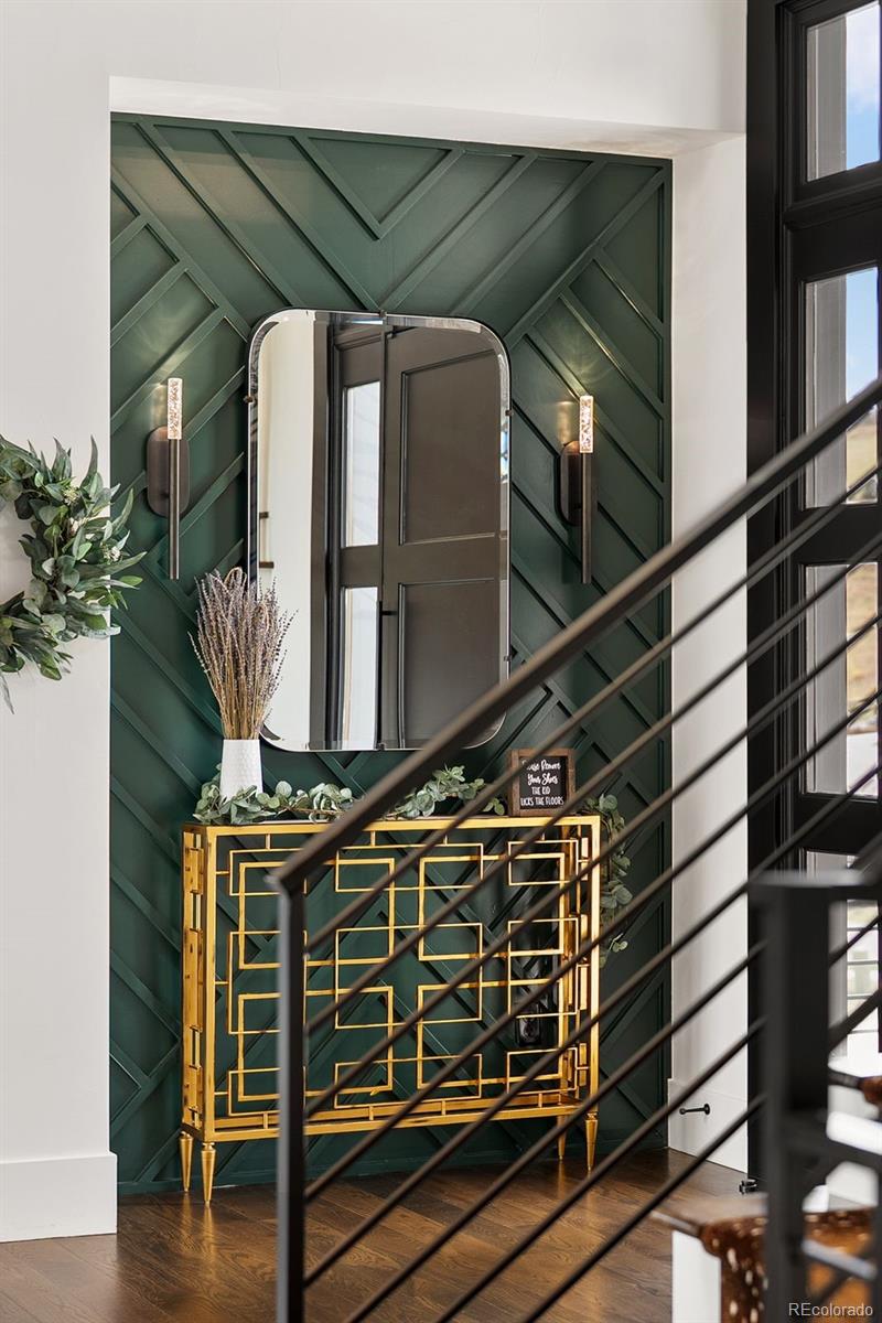 15201 Dinosaur Ridge Road