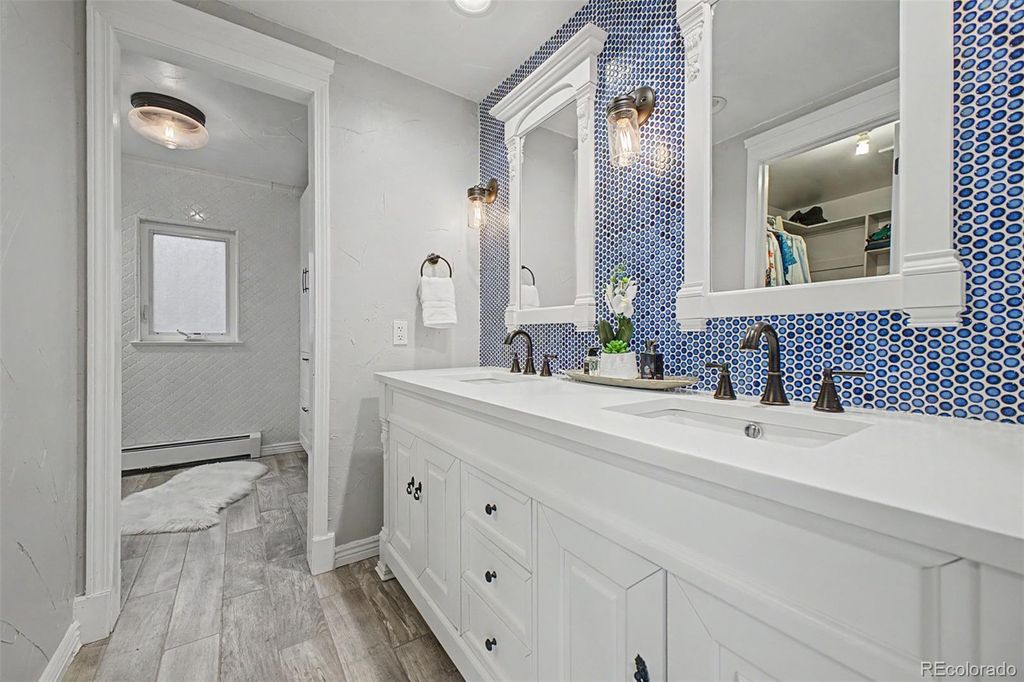 Photo of 6152 S Geneva Way, Englewood, CO 80111 (MLS # 3557545)