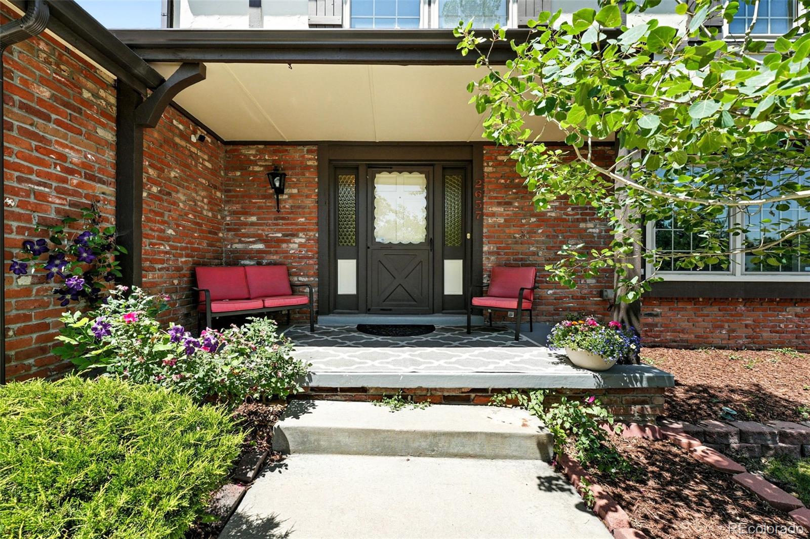 2657 S Linden Court