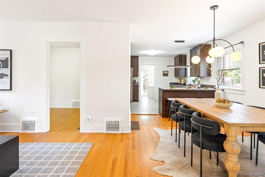 Photo of 507 S Clarkson Street, Denver, CO 80209 (MLS # 4985337)