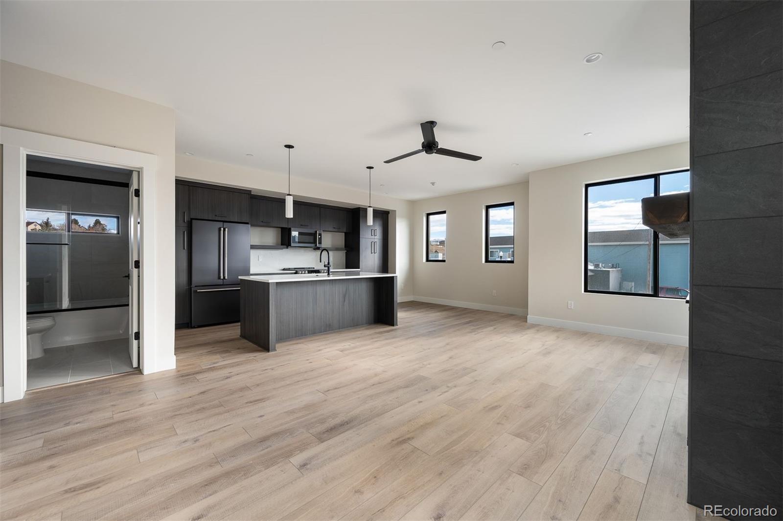 378 E Agate Avenue 3B