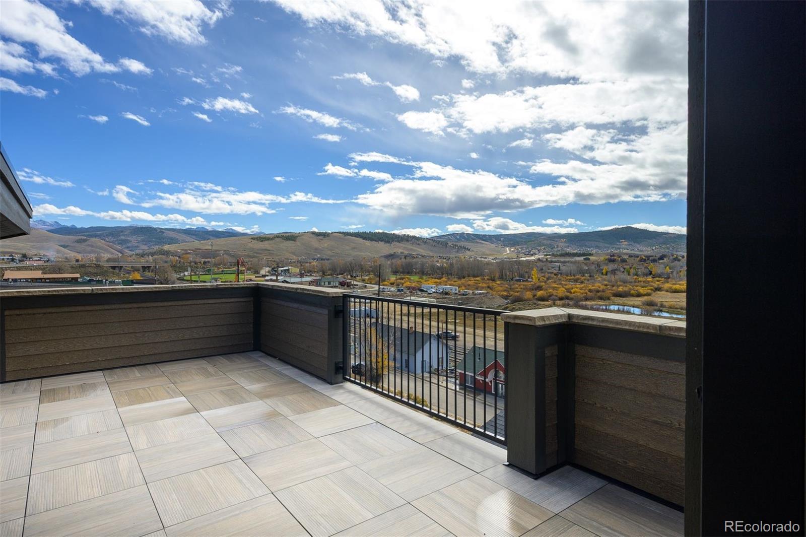 378 E Agate Avenue 3B