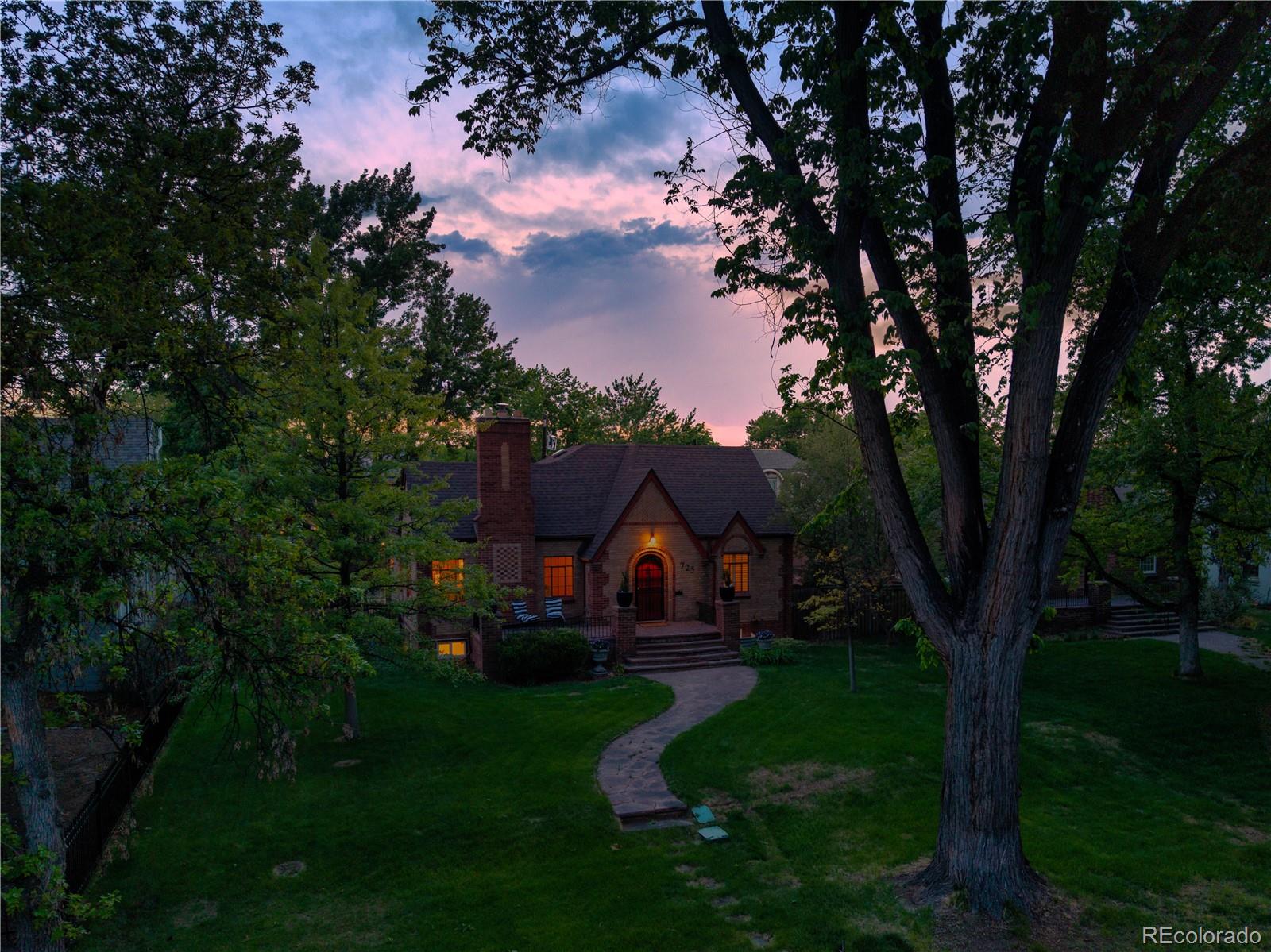 725 Monaco Parkway