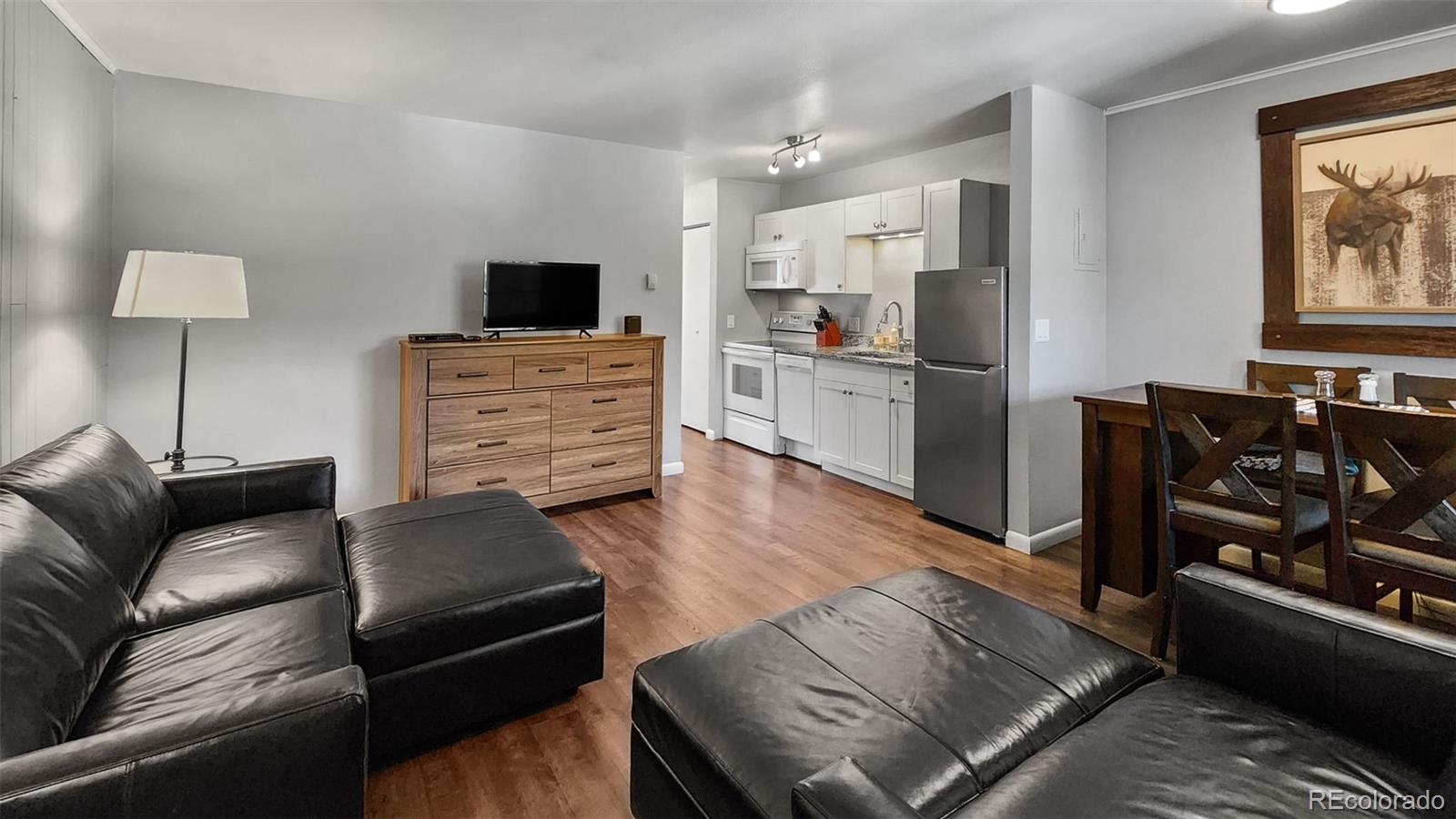 301 N French Street 305