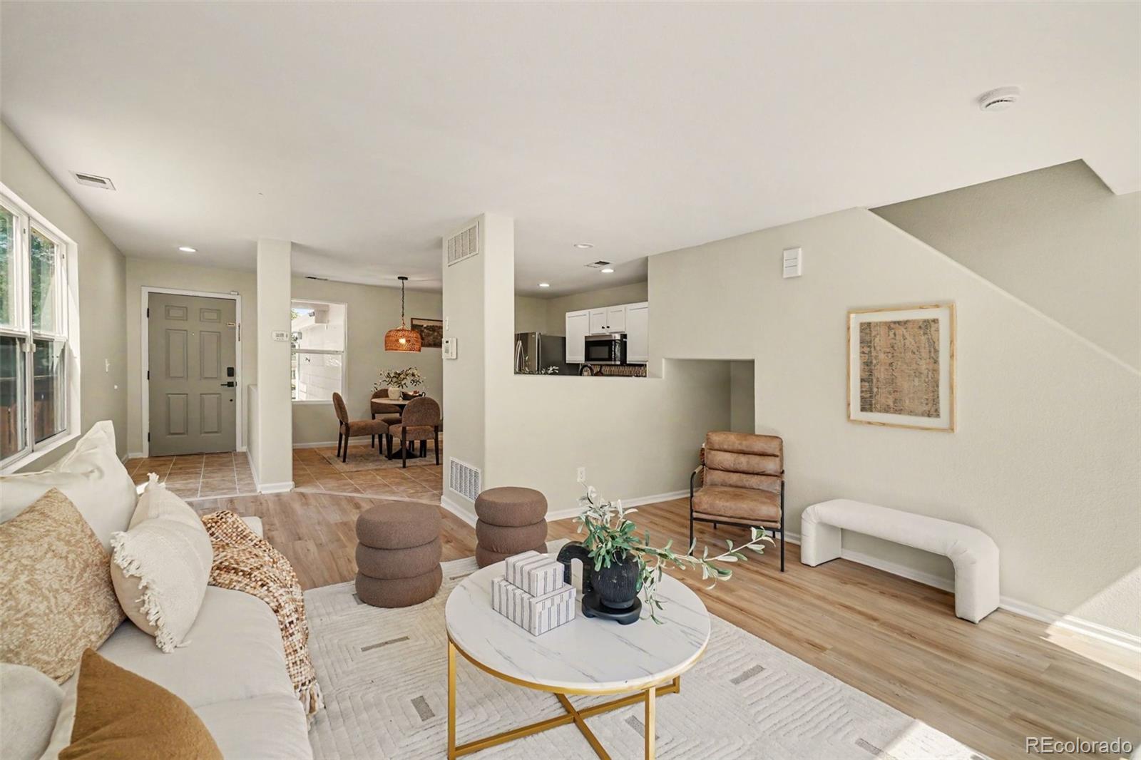 864 Mockingbird Lane