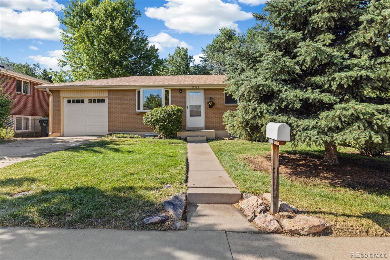 15940 W 3rd Place