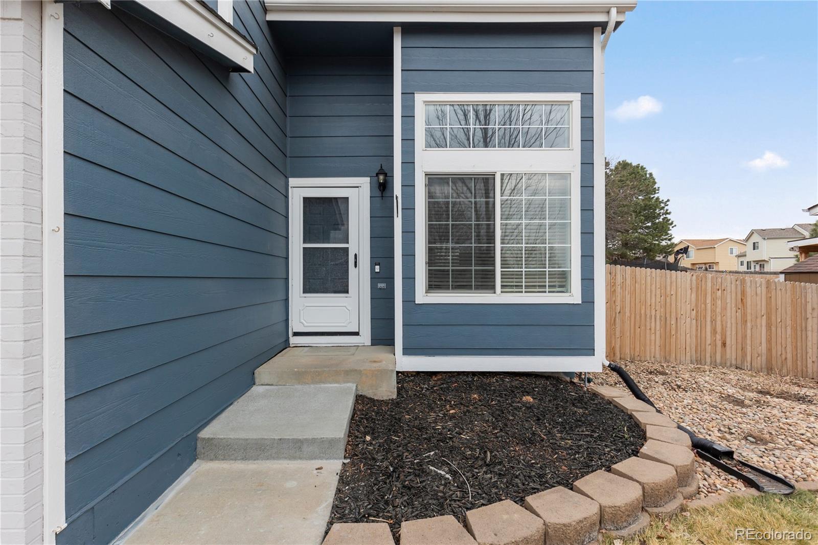 21417 E Crestridge Place