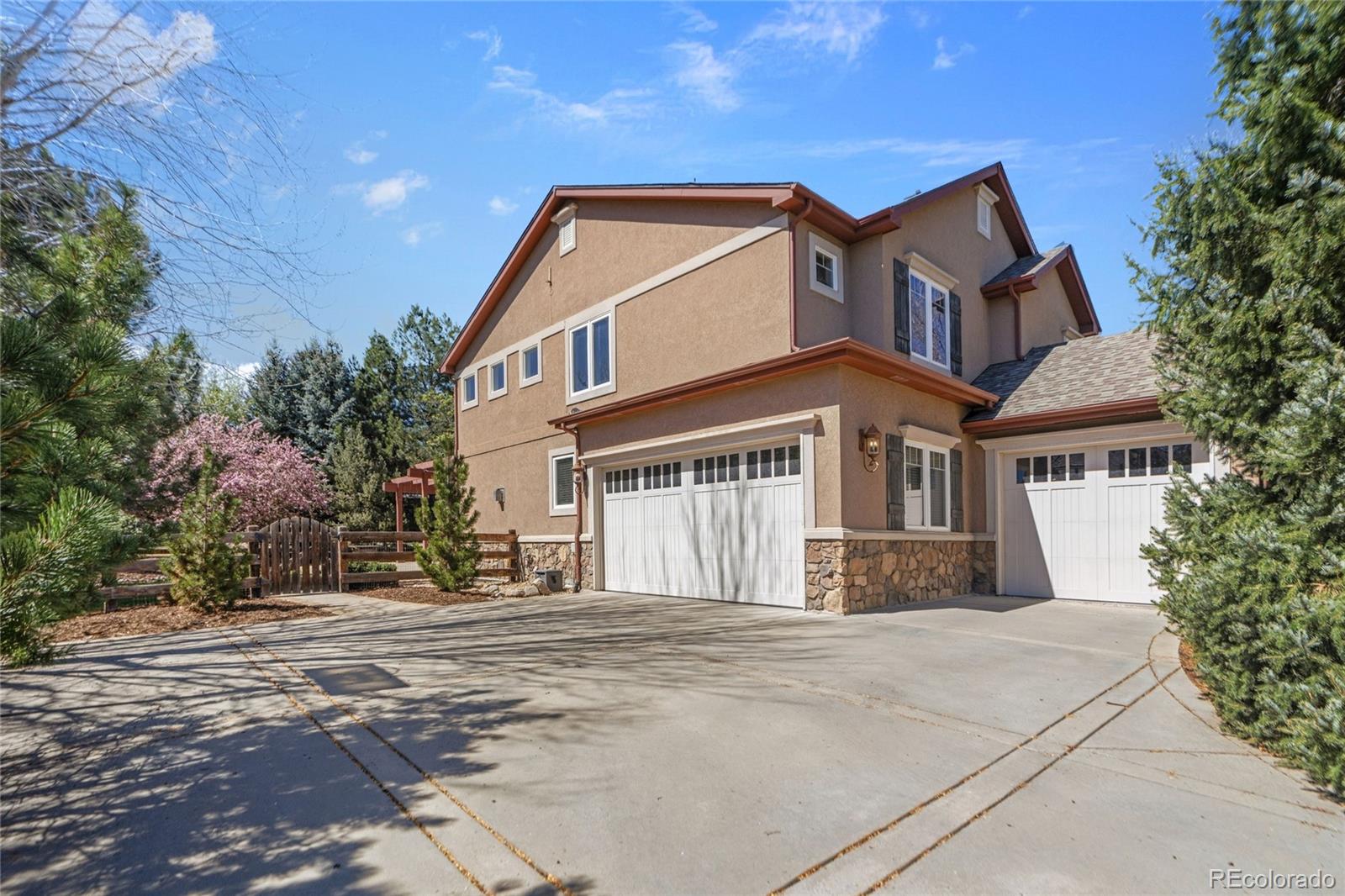 1251 Hawk Ridge Road