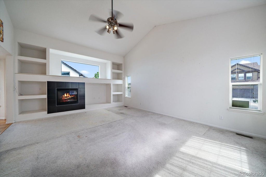 Photo of 5552 Jasper Street, Denver, CO 80239 (MLS # 9840046)