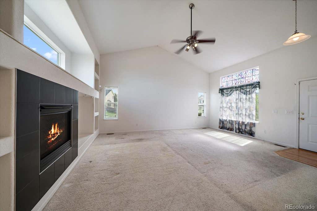 Photo of 5552 Jasper Street, Denver, CO 80239 (MLS # 9840046)