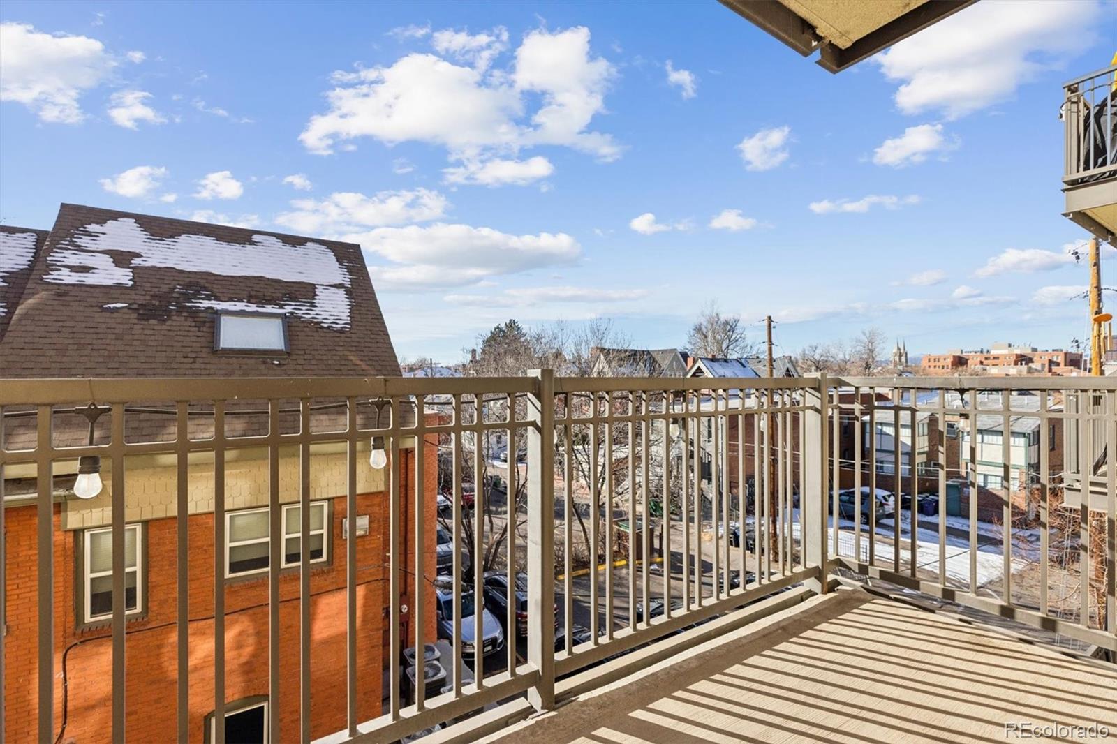 1699 N Downing Street 309