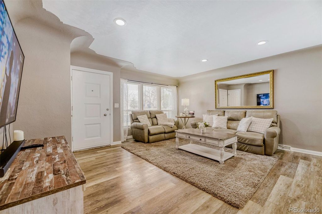 Photo of 4201 S Galapago Street, Englewood, CO 80110 (MLS # 4727040)