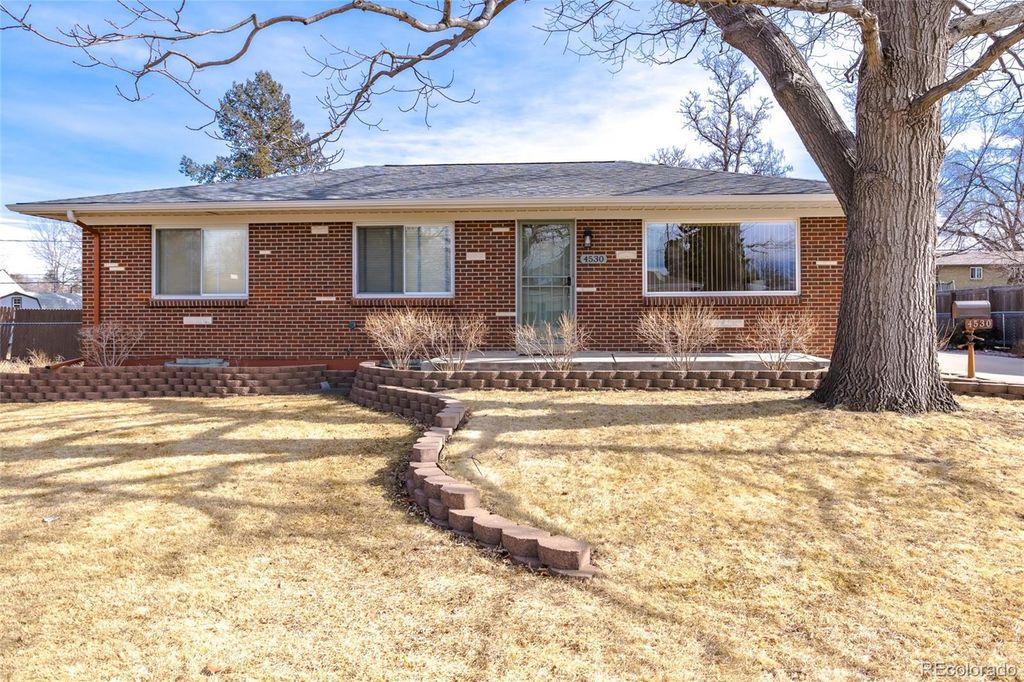 Photo of 4530 S Inca Street, Englewood, CO 80110 (MLS # 8949079)