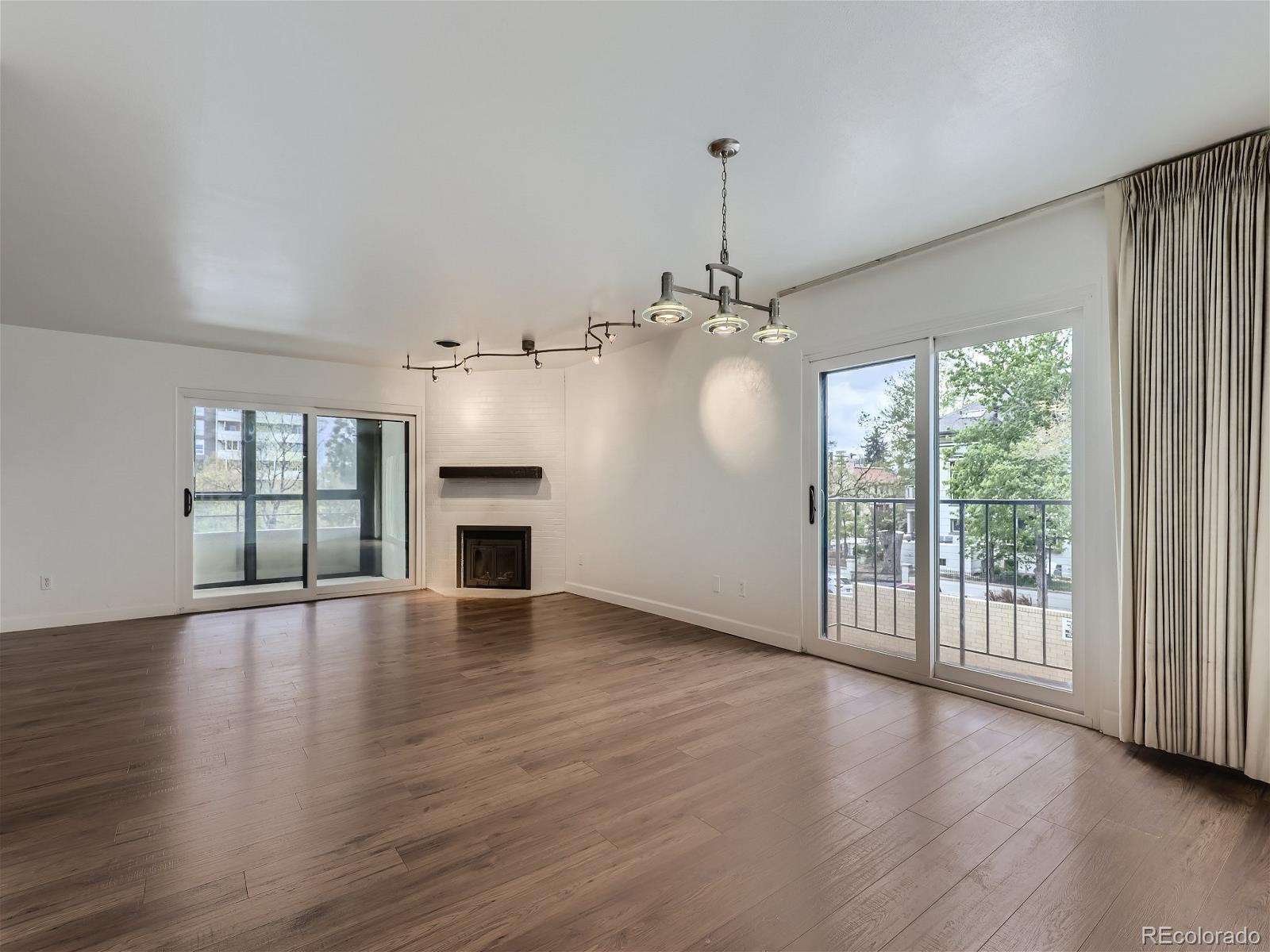 800 Pearl Street 204