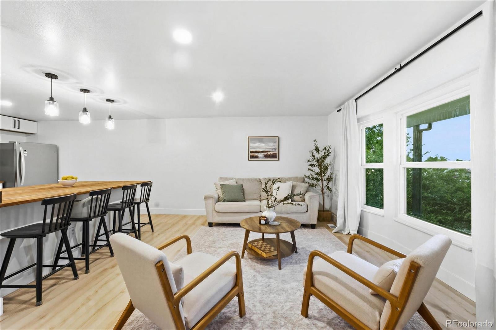 4151 E 115th Place