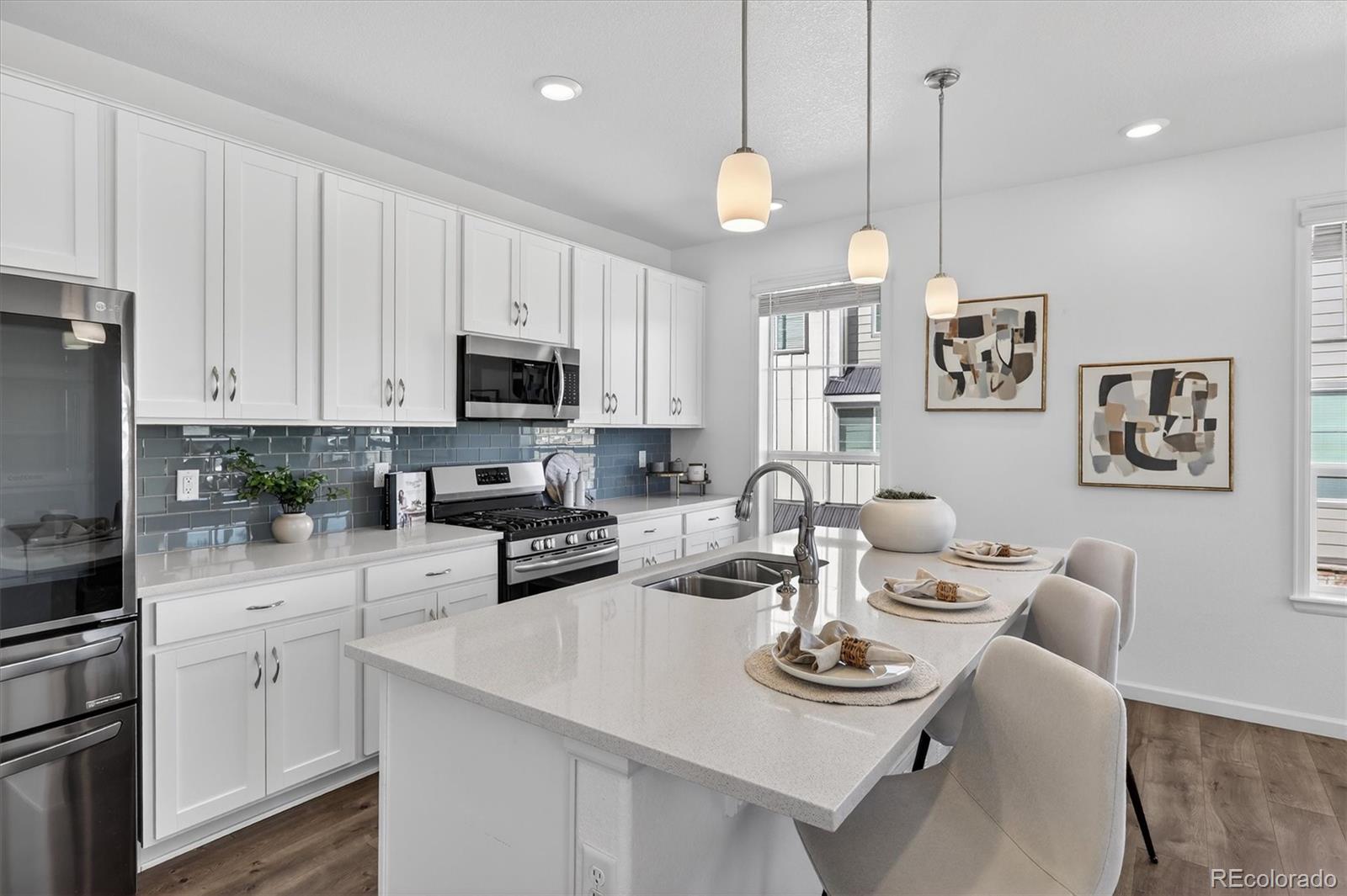 1592 Castle Creek Circle