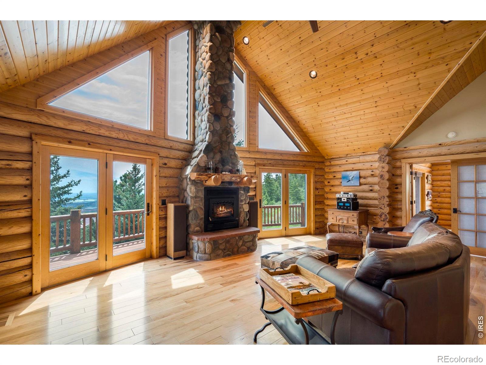555 James Park Trail