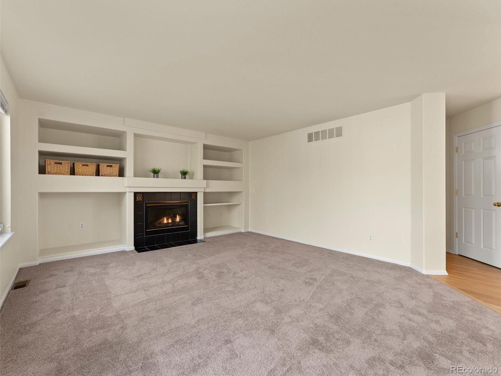 4005 S Killarney Way