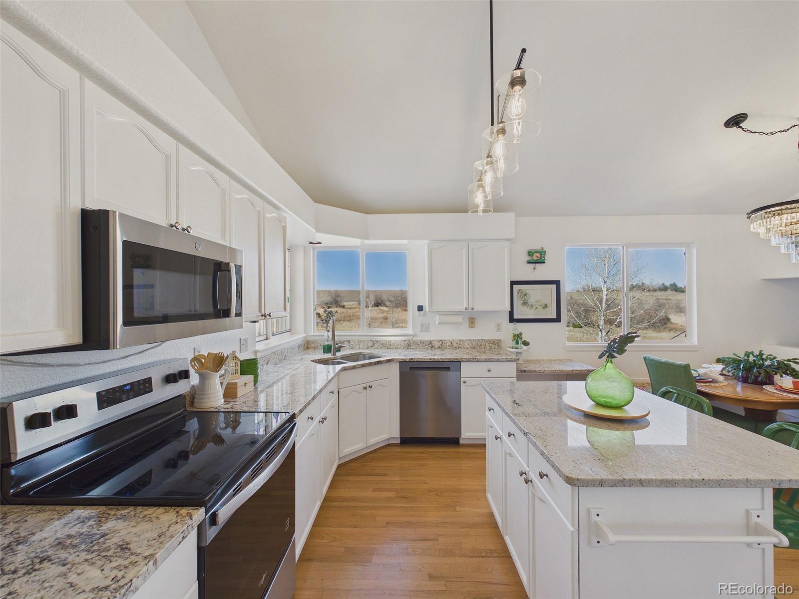 6021 W Progress Avenue