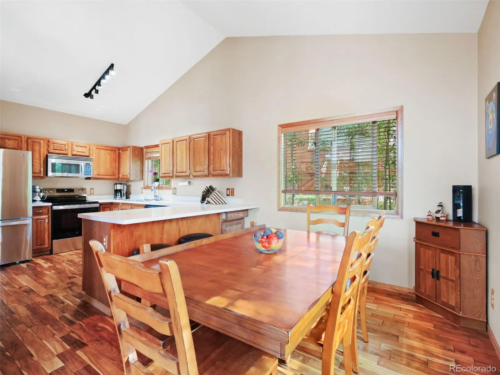 Conifer, Colorado 80433, United States, 3 Bedrooms Bedrooms, ,2 BathroomsBathrooms,Residential,Pending,180888