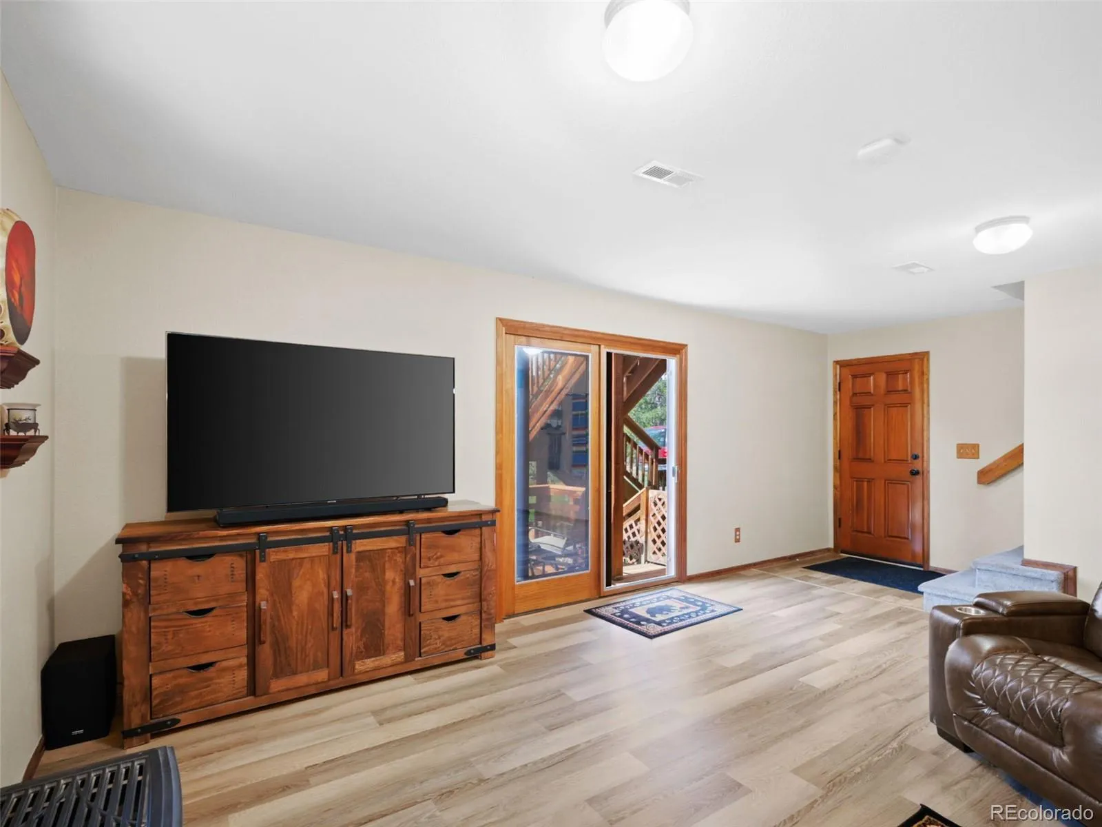 Conifer, Colorado 80433, United States, 3 Bedrooms Bedrooms, ,2 BathroomsBathrooms,Residential,Pending,180888